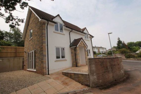 3 bedroom Detached t...